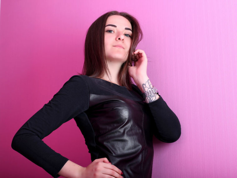 LecsyPheromona's profile - Image n°1
