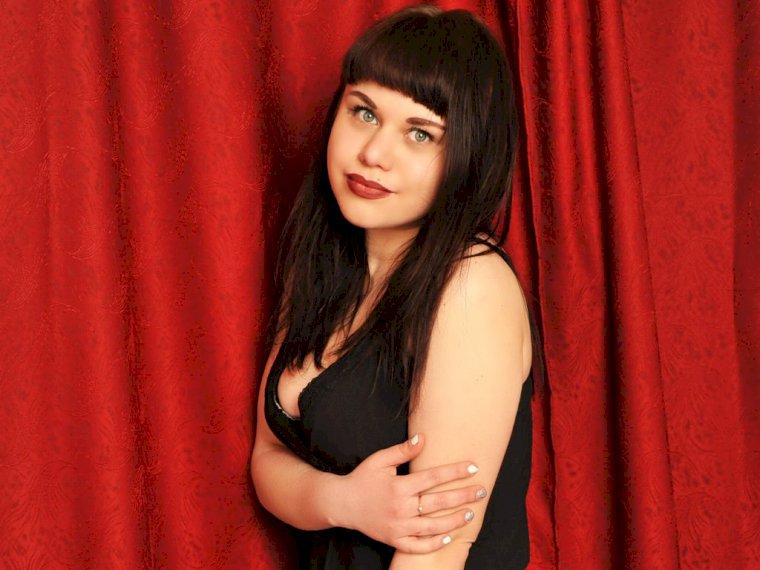 LelaYoung's profile - Image n°1