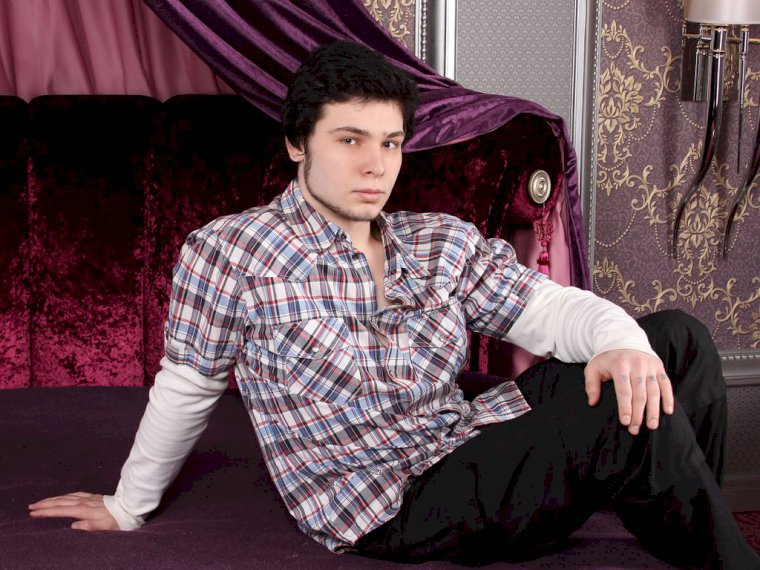 Profil de LeonardoInLove - Photo n°1