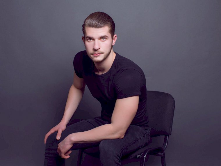 LeonHansen's profile - Image n°0
