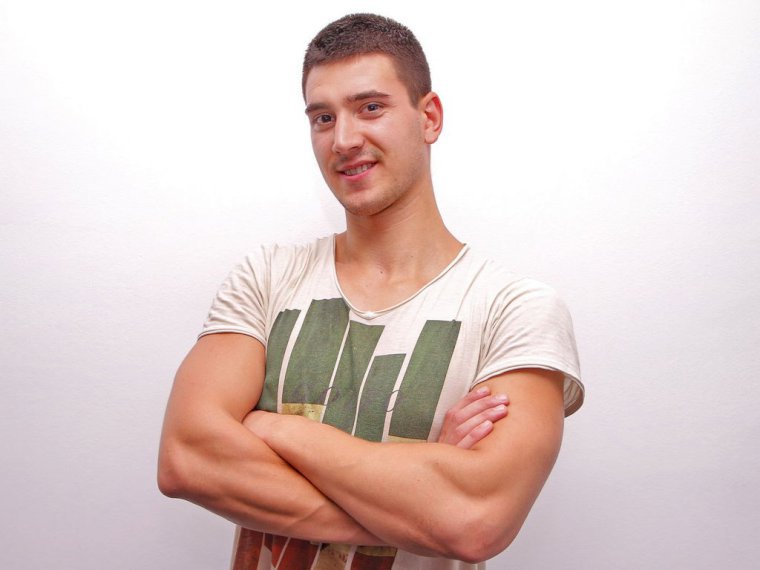 LeroyJohnson111's profile - Image n°0