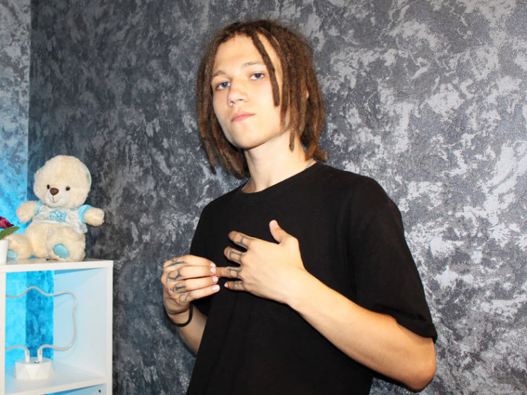 LesterFarell's profile - Image n°0