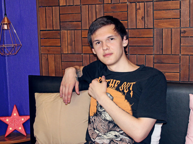 LesterHarred's profile - Image n°0