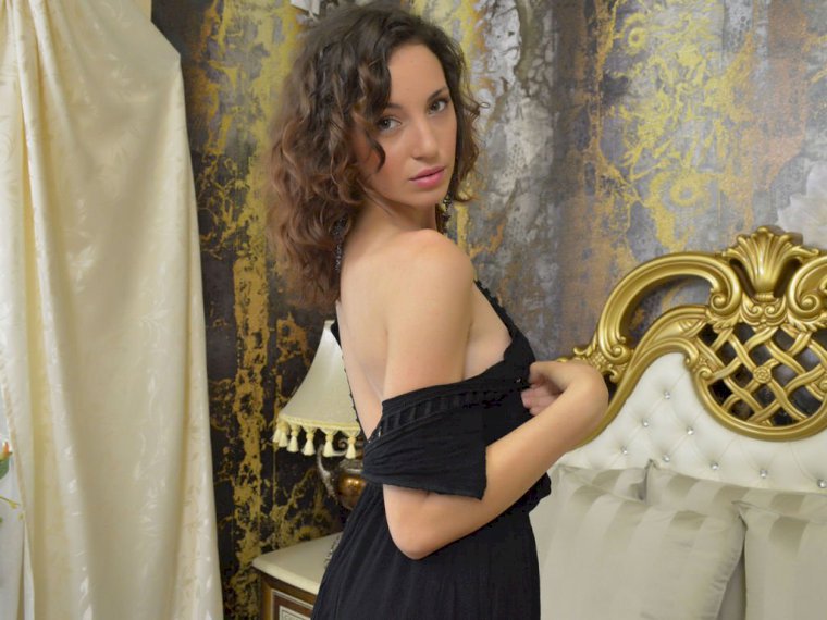 LexiPosh's profile - Image n°0