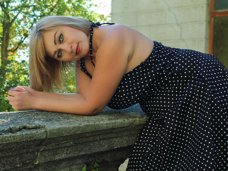 LiliHotSexyBlond's Profil - Bild n°0