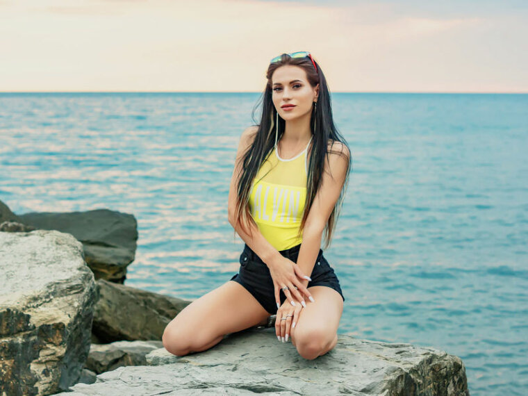LilyWhiteLilith's profile - Image n°0