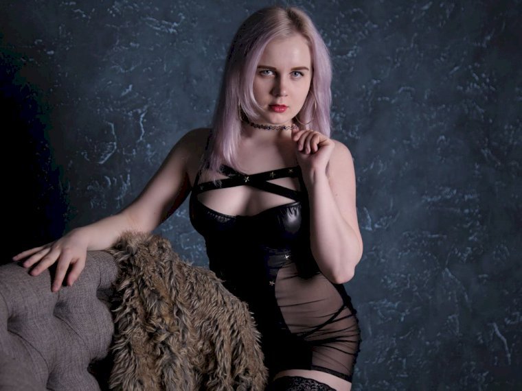 LindaMarshall's profile - Image n°1