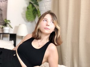 LindaMarti's Sexcam