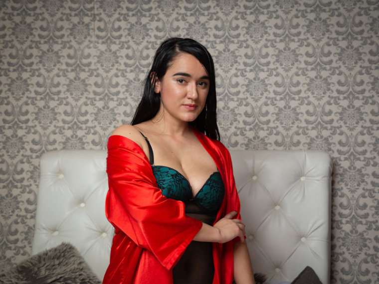 LindsayCollins's profile - Image n°0