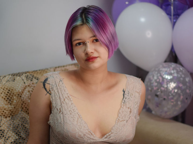 LisaRish's profile - Image n°0