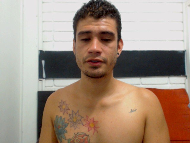 LittleHotBoy's profile - Image n°0