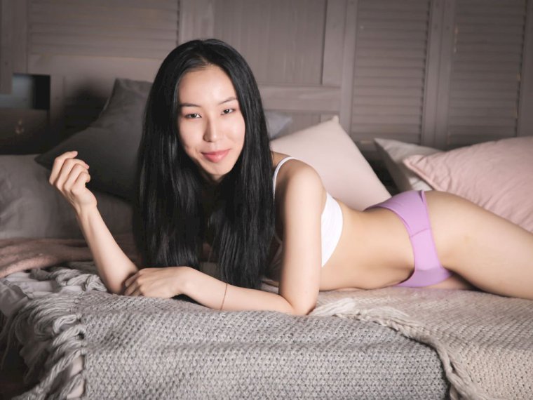 LolaLeeX's profile - Image n°1
