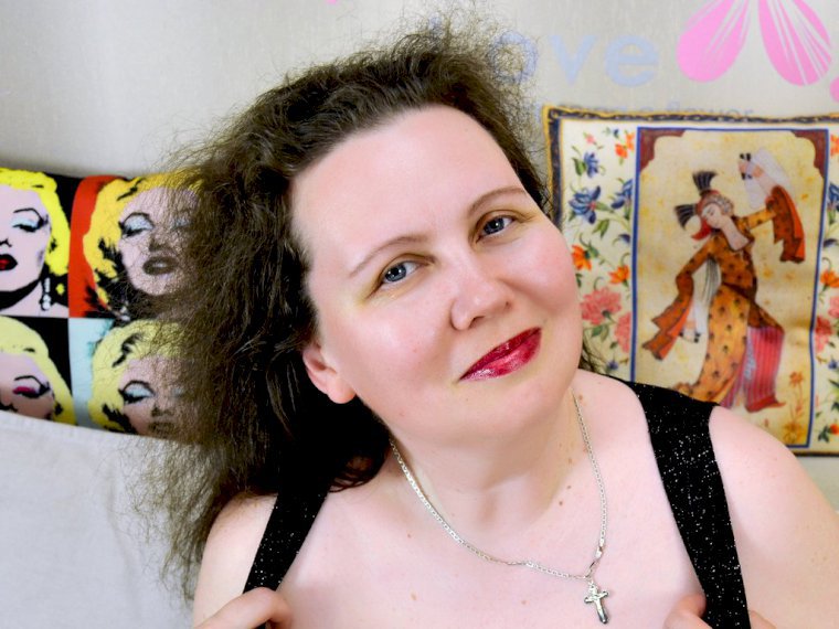 LolaPrinky's profile - Image n°0