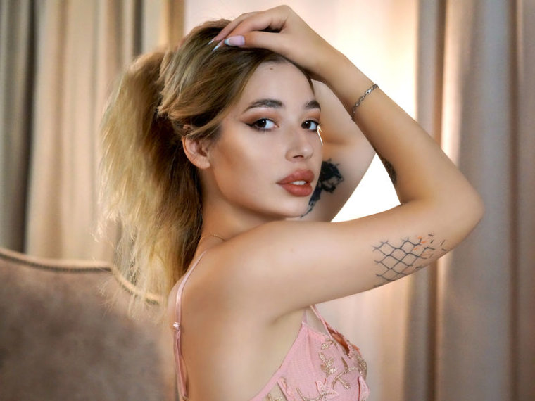 LolaRogers's profile - Image n°0