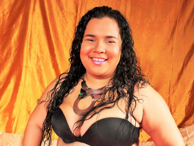 LolaSweetWolfHot's profile - Image n°0