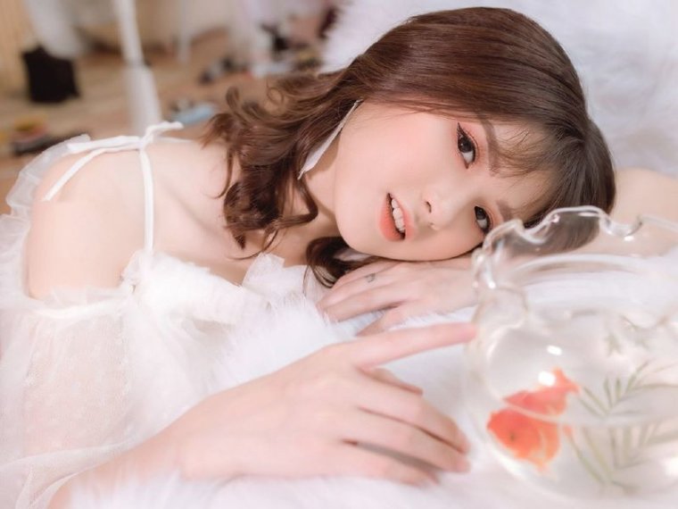 LoraRaidy's profile - Image n°0