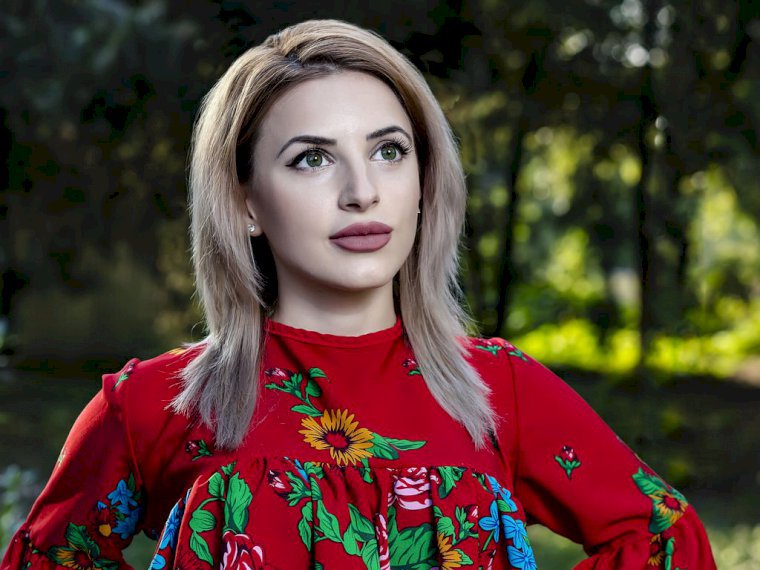 LoraSinClare's profile - Image n°0