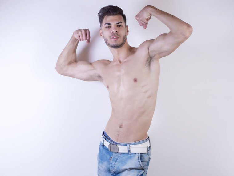 LorenzoBloom's profile - Image n°0