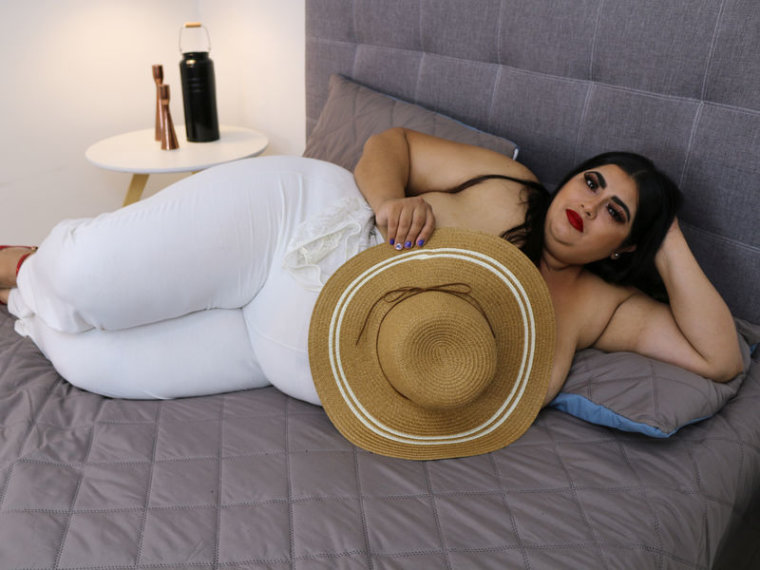 LorettaSierra's profile - Image n°0