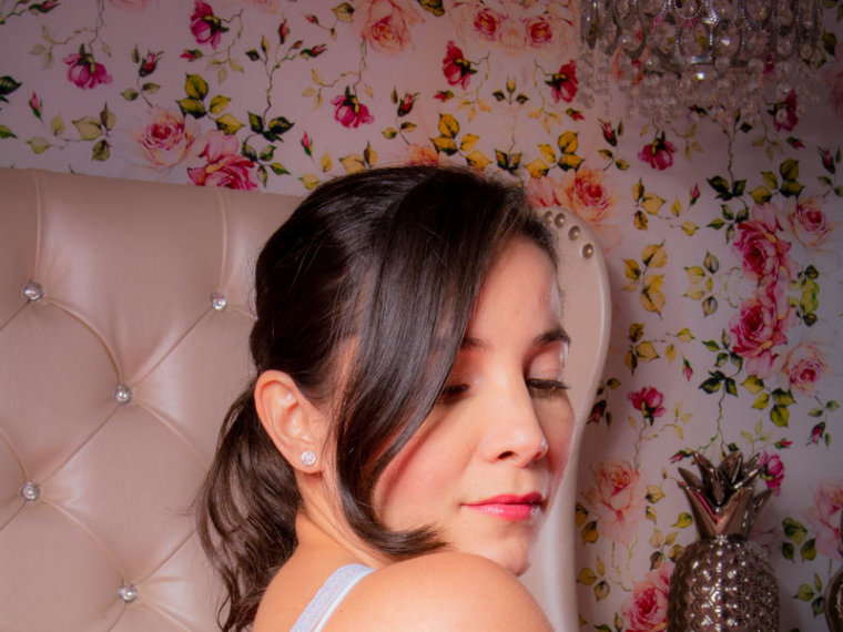 LouisaWalker's profile - Image n°0