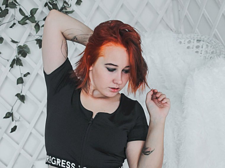 LoveliLila's profile - Image n°1