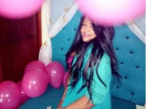 LovelyHoney1's Sexcam