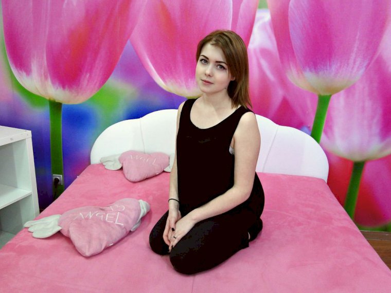 LovelyKristaForU's profile - Image n°1