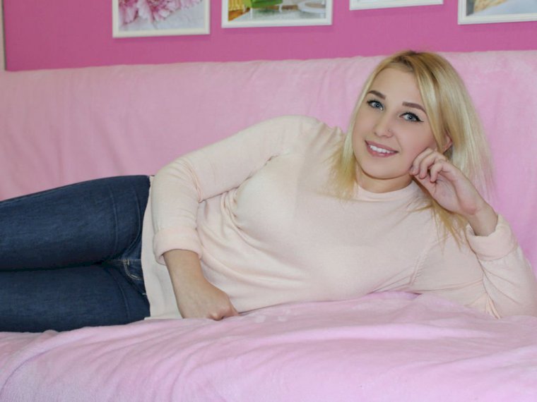 LovelyRosy's profile - Image n°1