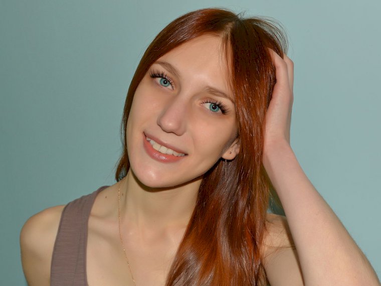 LoveWithAlexa's profile - Image n°1