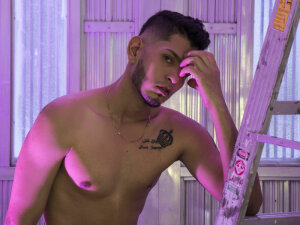LUCABATTISTA's Sexcam
