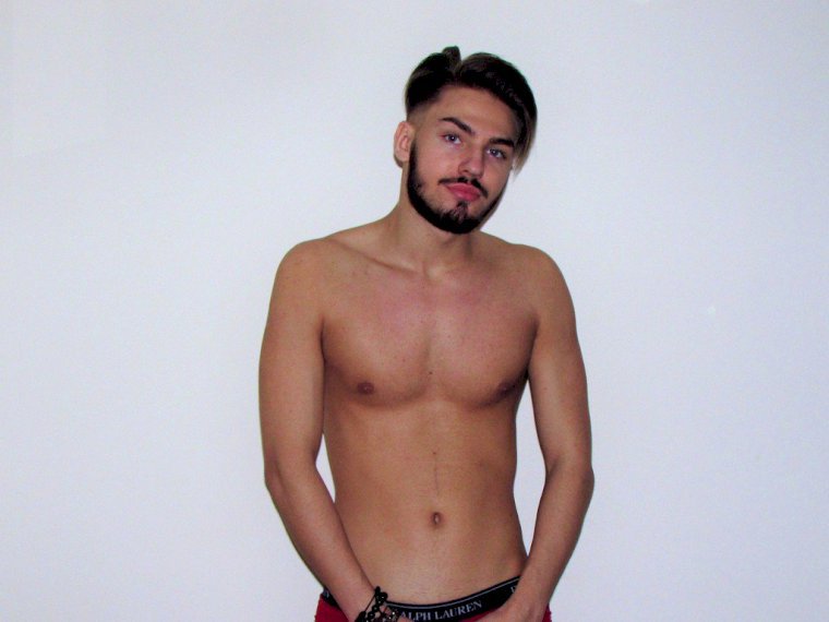 lucasdarfent's profile - Image n°1