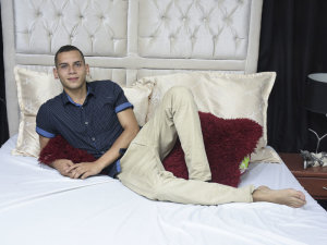 LucianoVelez's Sexcam
