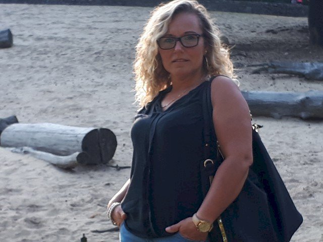 LucyFemme's profile - Image n°2