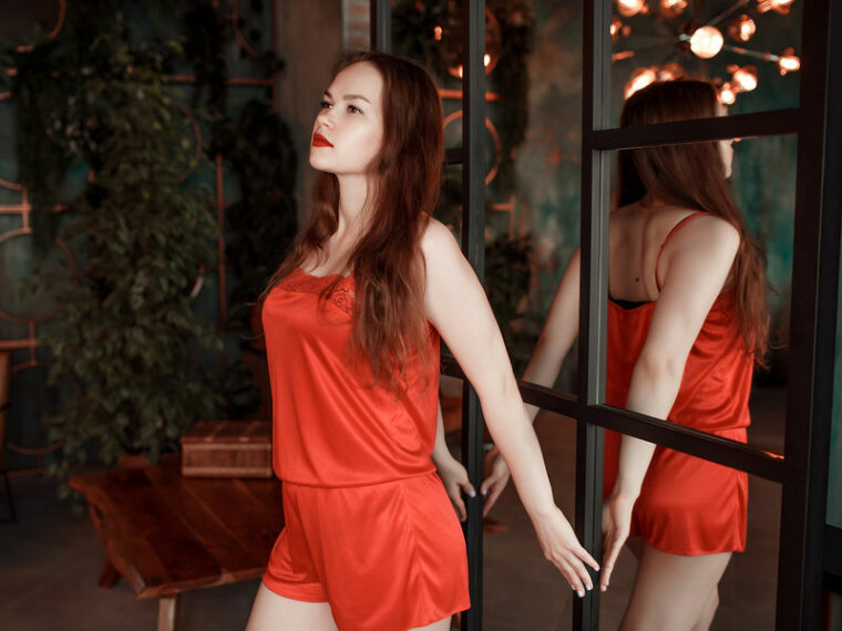 LucyMoorr's profile - Image n°0