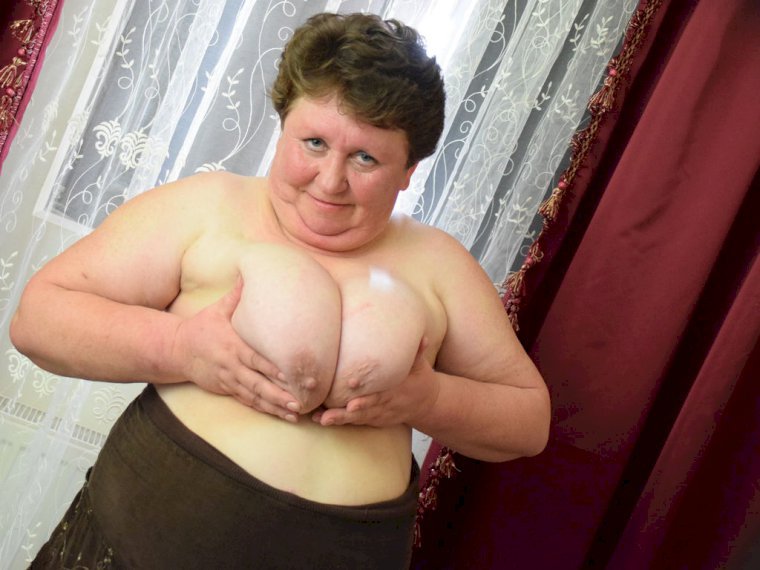 LustyVickyBBW's Profil - Bild n°1