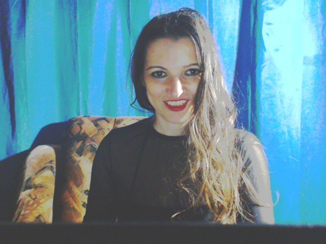 MissDimitra's profile - Image n°1