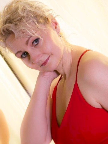 MiriamFlower's profile - Image n°2