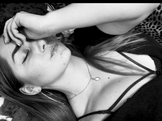 Mia's profile - Image n°0