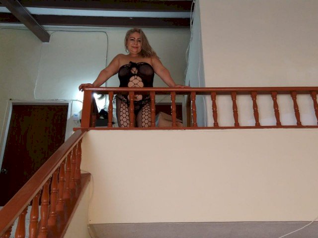 MatureAdict's profile - Image n°3