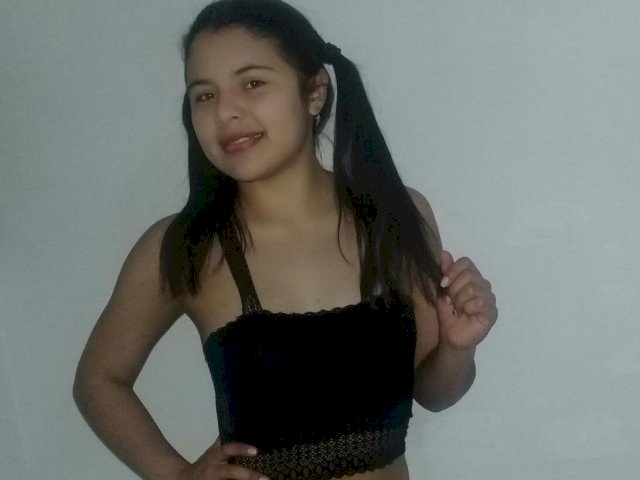 MiaTiny's profile - Image n°3