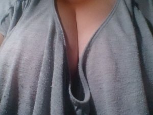 Missrondesex's Sexcam