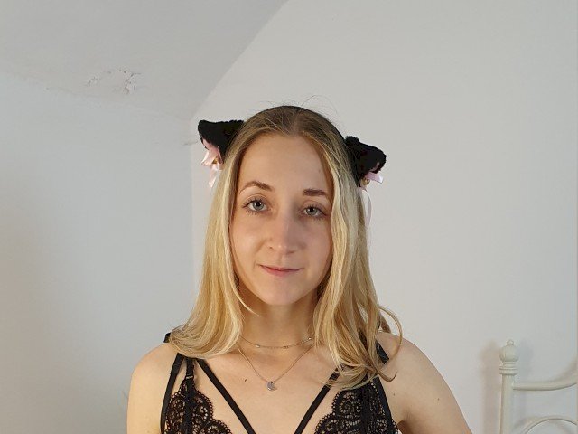 MiaFaye's profile - Image n°3