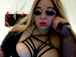 Live Sex MistressLau