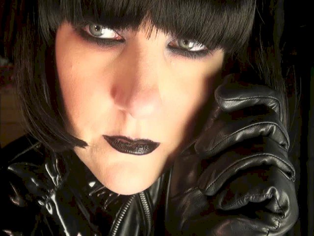 MistressViv's profile - Image n°101