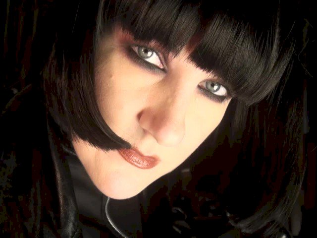 MistressViv's profile - Image n°102