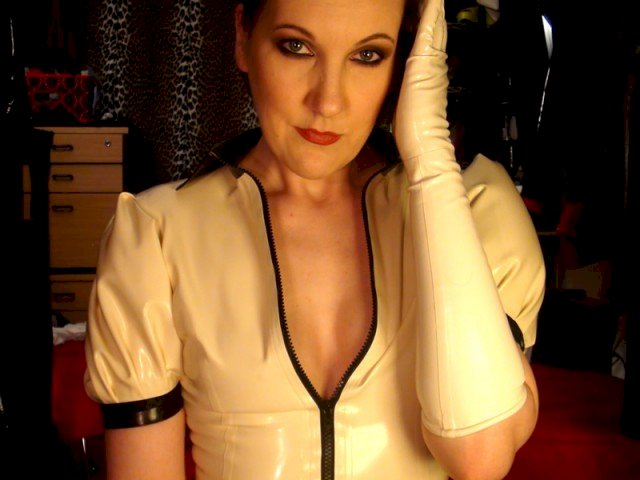 MistressViv's profile - Image n°117
