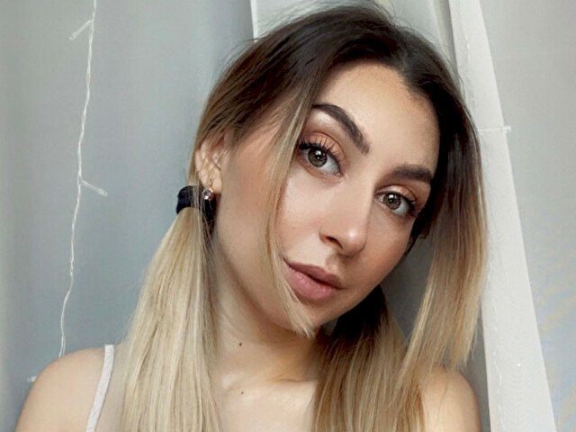 Profil de MonicaAhegao - Photo n°0