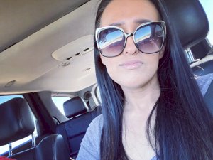 Live Sex Maylee