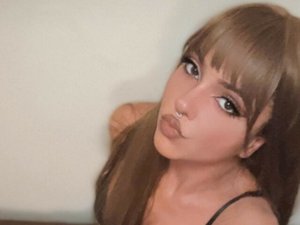 Live Sex MissSeleniss