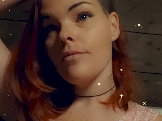 Profil de MikaTouchit - Photo n°9